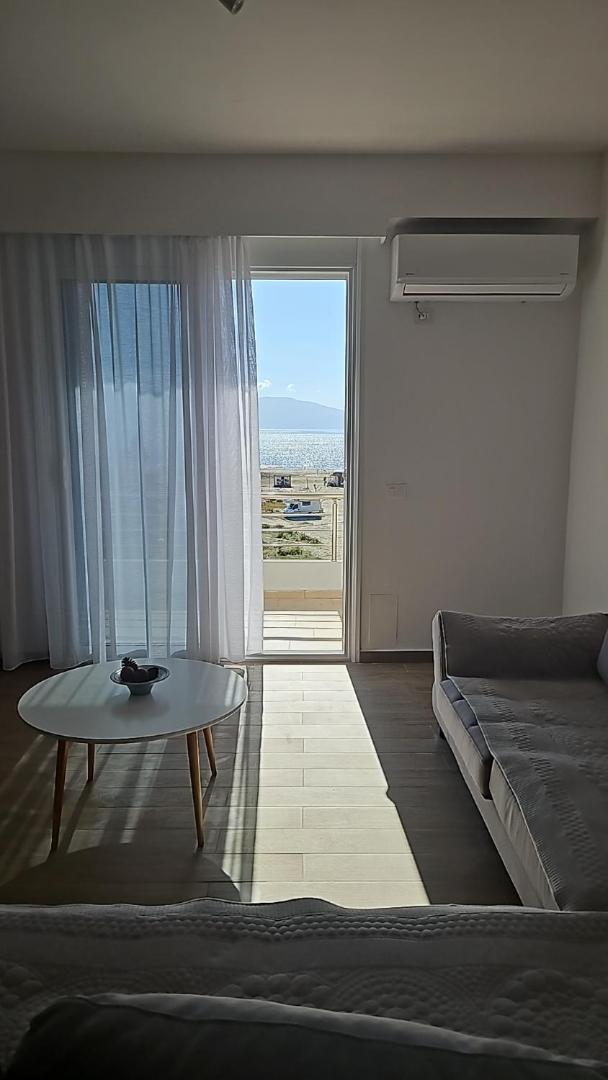 Sea & Sun Apartment Vlorë Exterior foto
